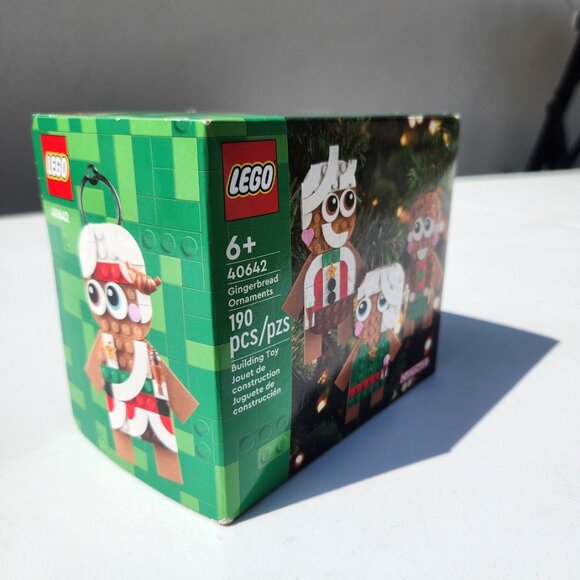NEW Lego Gingerbread Ornaments Christmas Tree Decor Building Set 40642 Includes - Picture 8 of 16